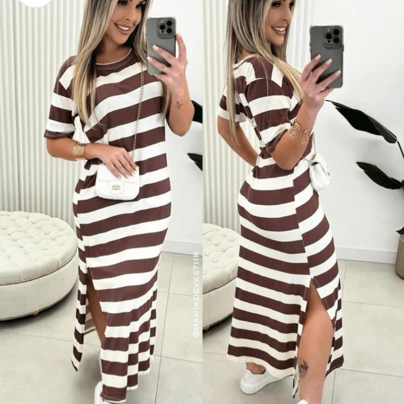 Vestido Longo Listrado Manga Curta Com Fenda Lateral de malha viscolycra